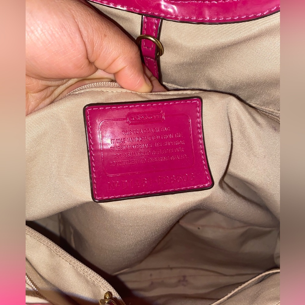 Coach large purse - Picture 5 of 9
